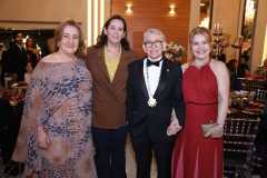 FESTA-DE-GALA_10-11-2025_foto-Ricardo-Nunes_Contato-21-96974-7000-73