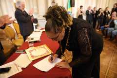 SOLENIDADE_10-11-2025_foto-Ricardo-Nunes_Contato-21-96974-7000-202