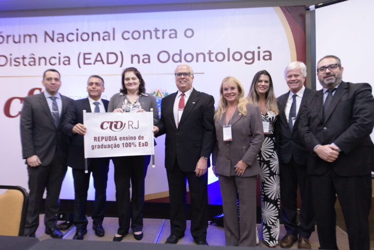 Leia mais sobre o artigo Fórum Nacional Contra o Ensino a Distância ( EAD) na Odontologia